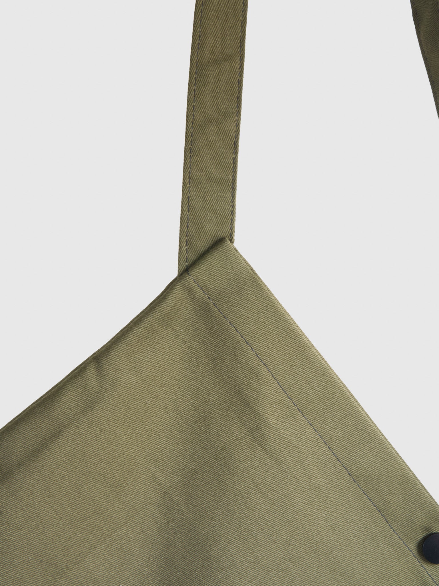 Sling Tote