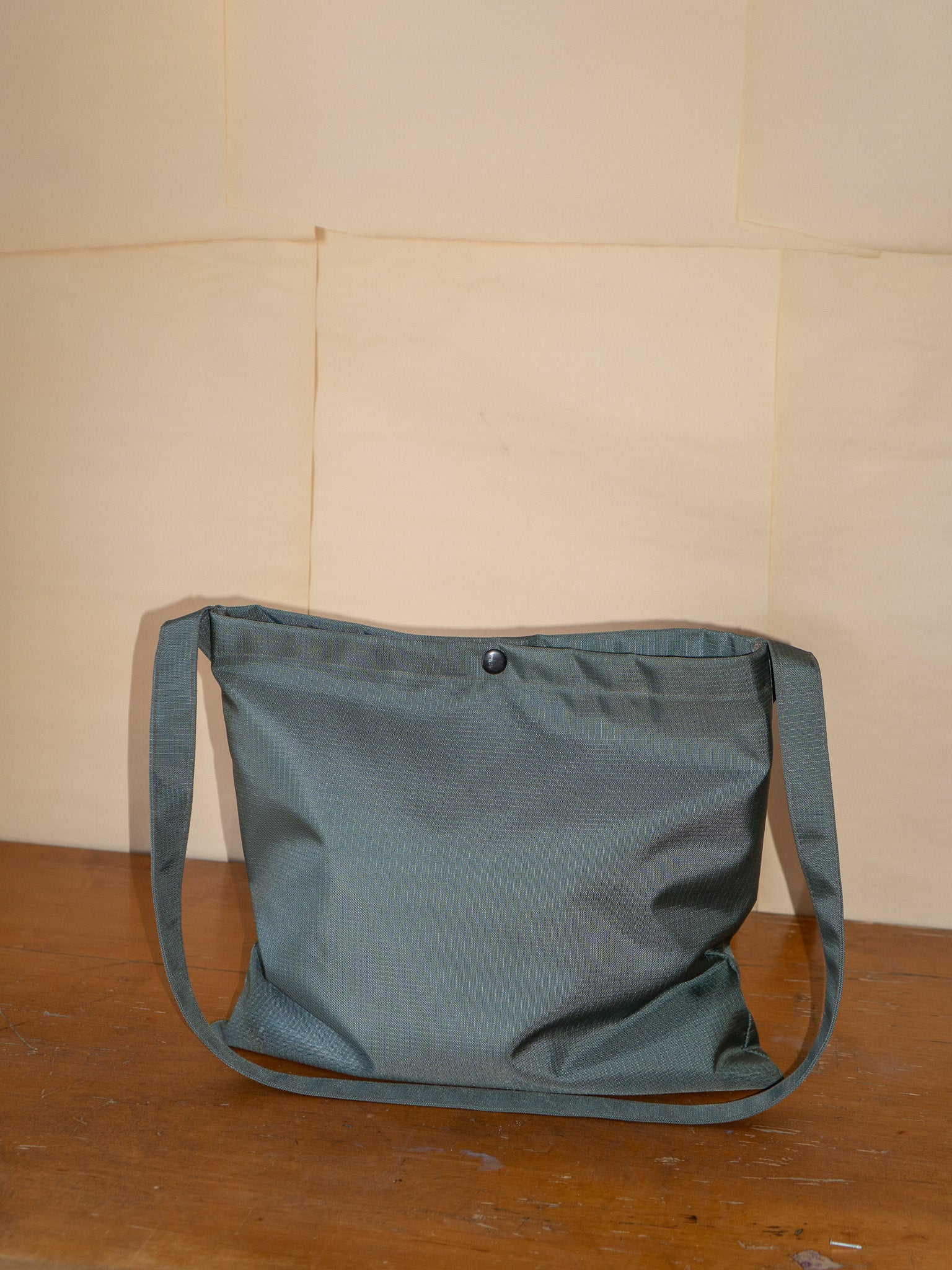 Sling Tote
